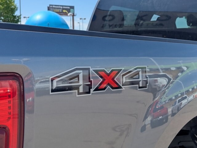 2021 Ford F-250 XLT photo 3