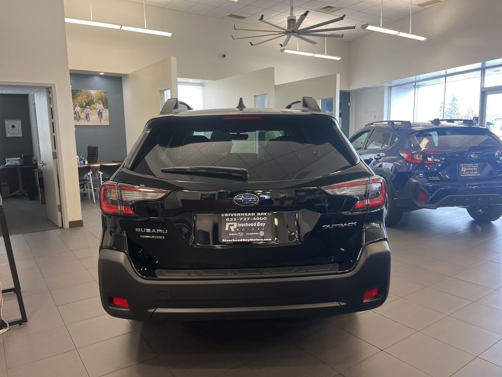 New 2025 Subaru Outback Premium SUV