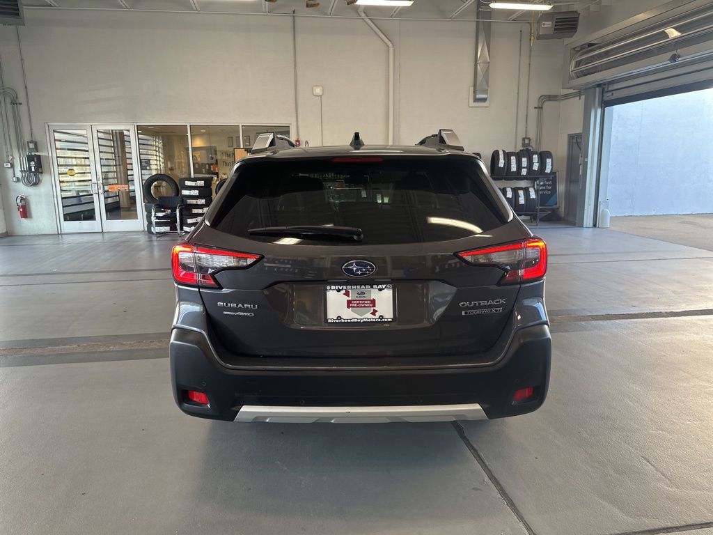 2023 Subaru Outback Touring XT photo 4