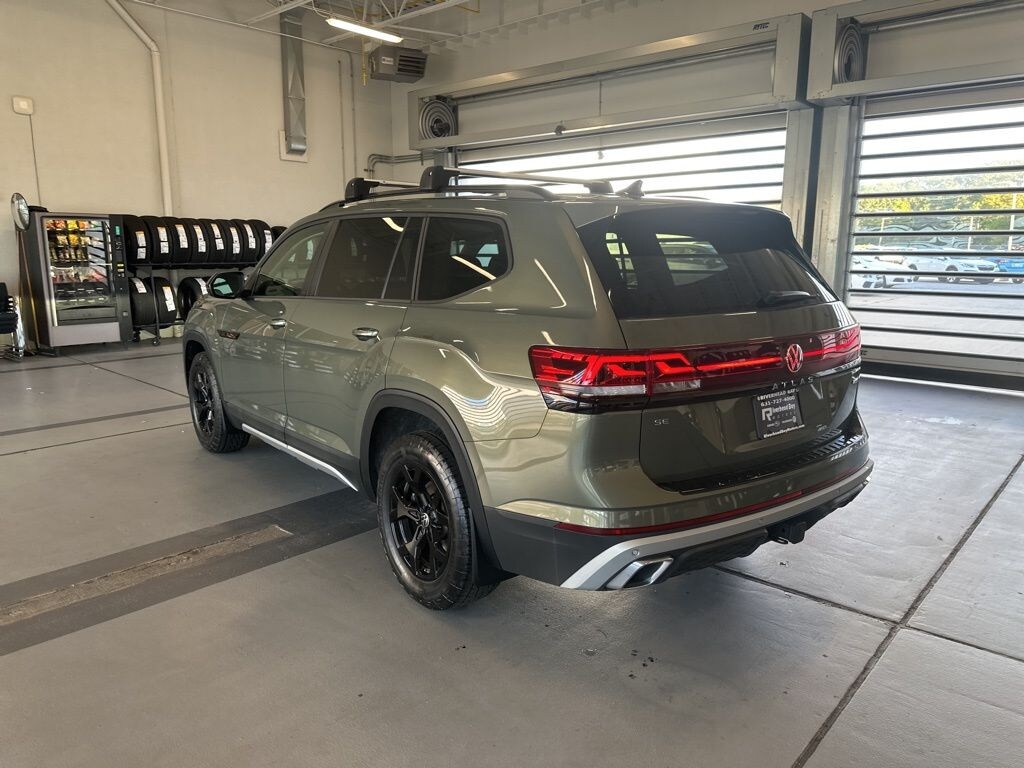 Certified 2024 Volkswagen Atlas 2.0T Peak Edition SE w/Technology SUV