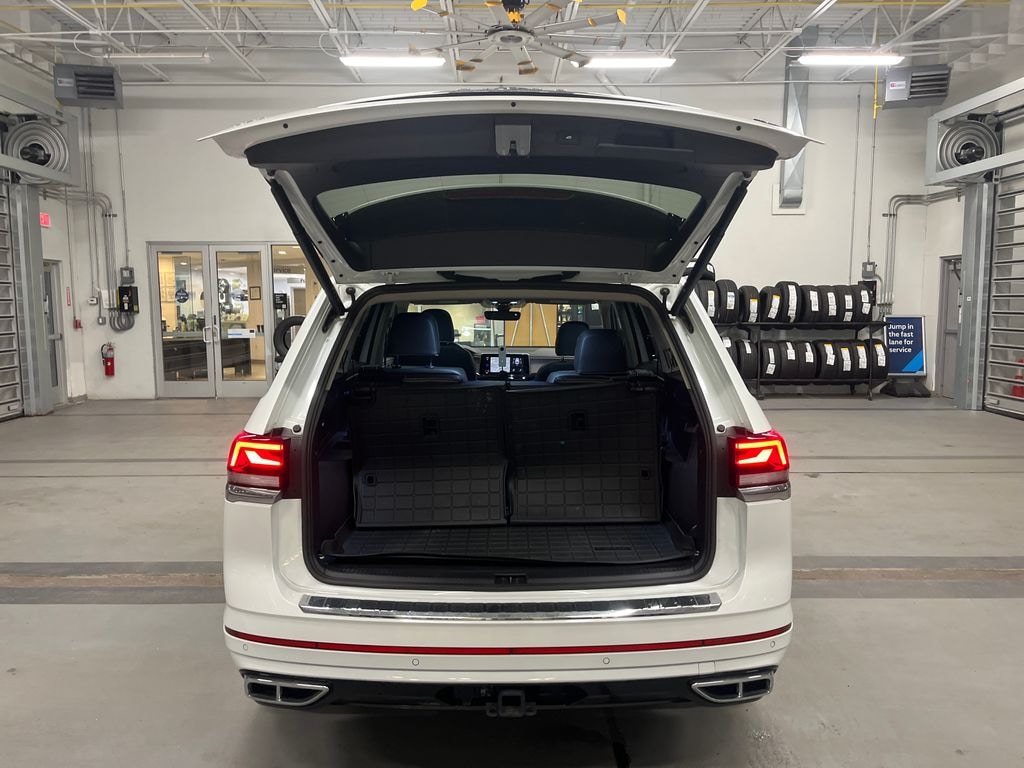 Certified 2024 Volkswagen Atlas 2.0T SEL Premium R-Line SUV