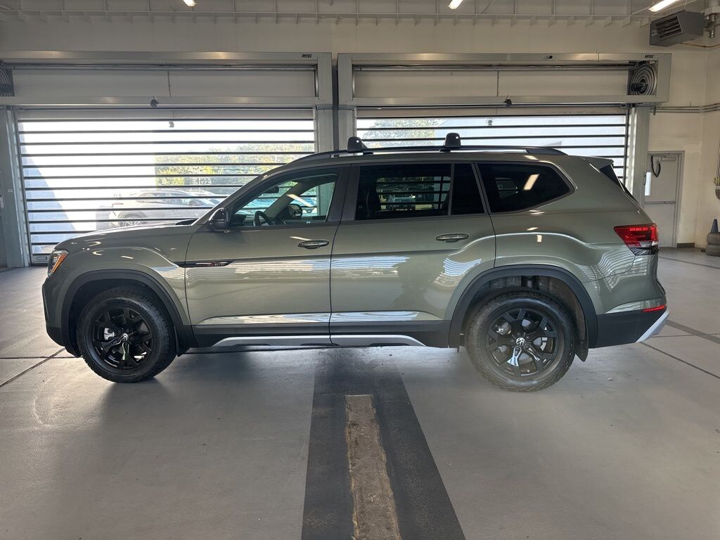Certified 2024 Volkswagen Atlas 2.0T Peak Edition SE w/Technology SUV