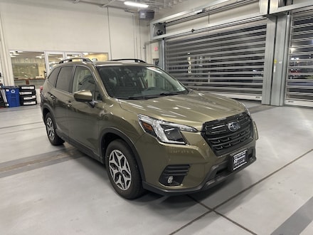 2024 Subaru Forester Premium SUV