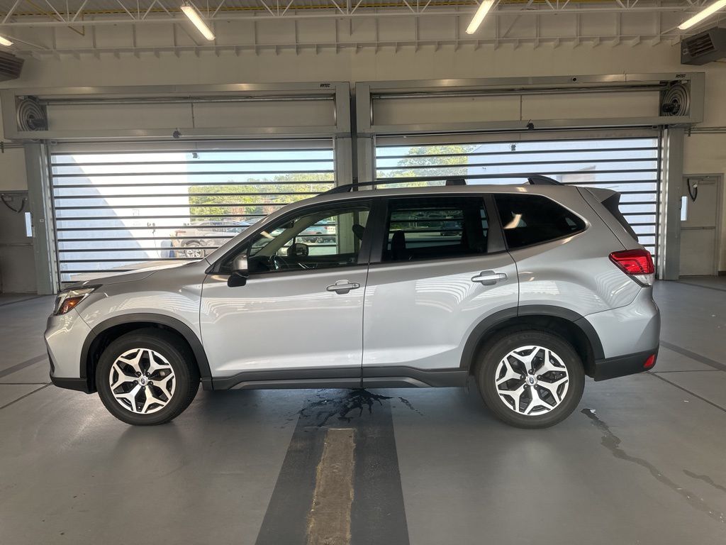 Certified 2021 Subaru Forester Premium with VIN JF2SKAJC1MH458401 for sale in Riverhead, NY