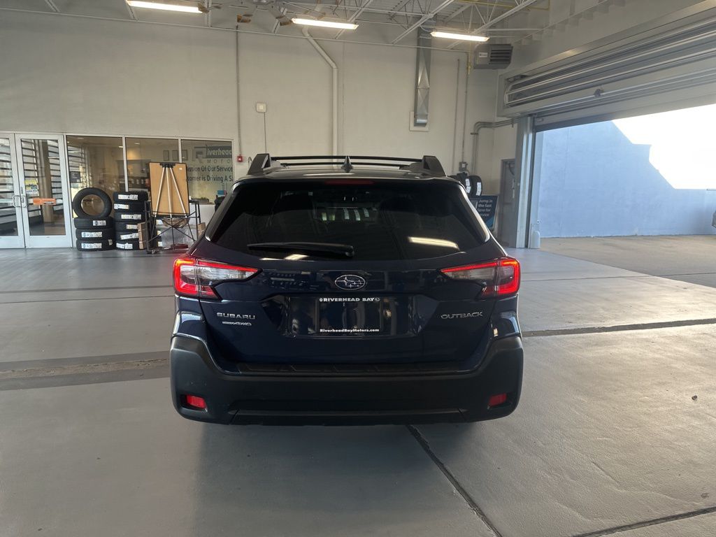 2025 Subaru Outback Premium photo 4