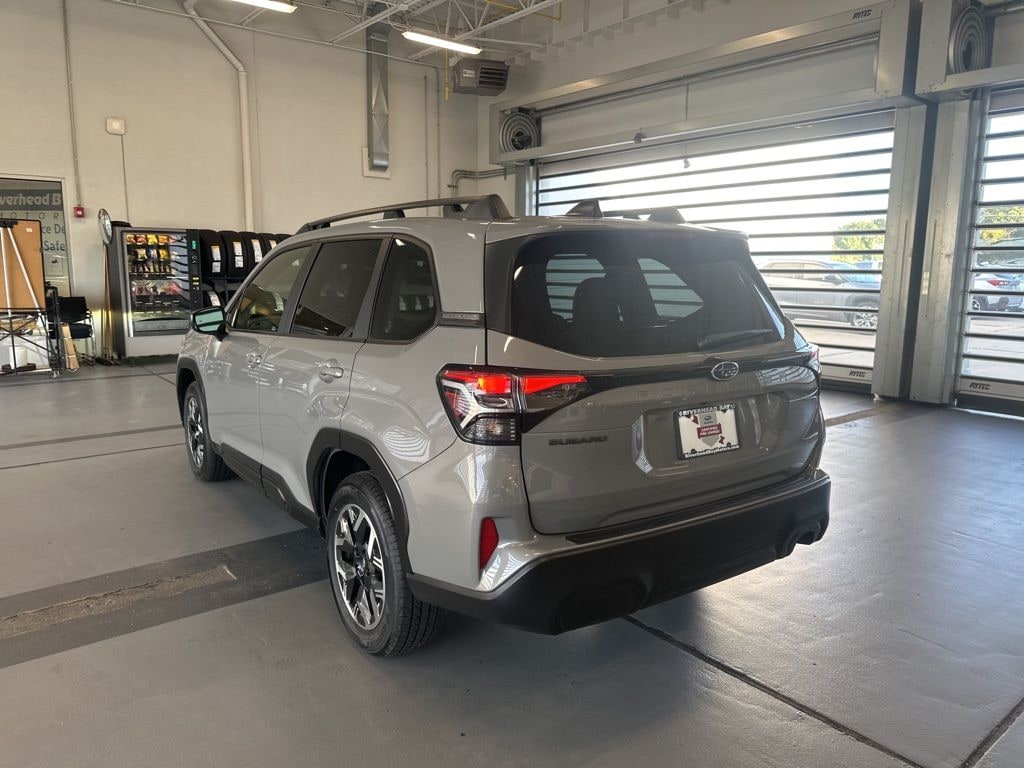 Used 2025 Subaru Forester Premium SUV