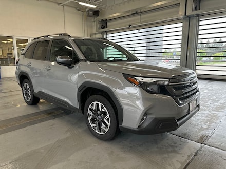2025 Subaru Forester Premium SUV
