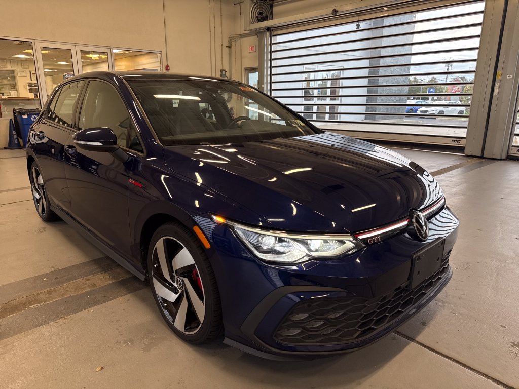  2023 Volkswagen Golf GTI 2.0T SE FWD   