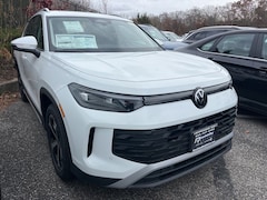 2025 Volkswagen Tiguan 2.0T SE SUV