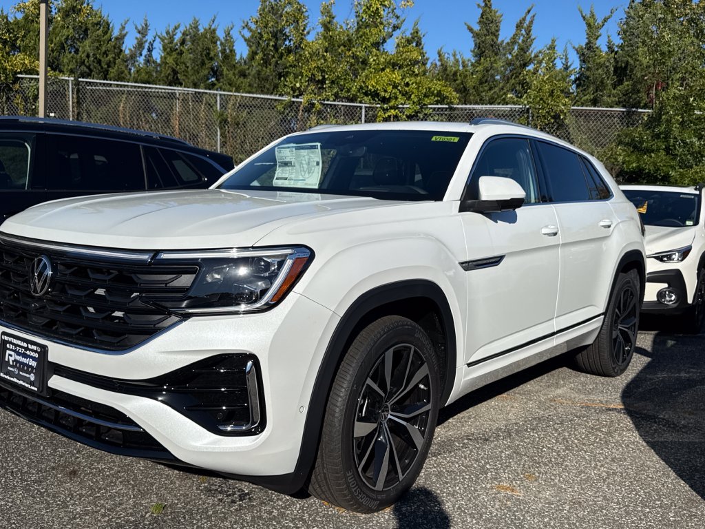 2026 Volkswagen Atlas Cross Sport SEL Premium R-Line SUV