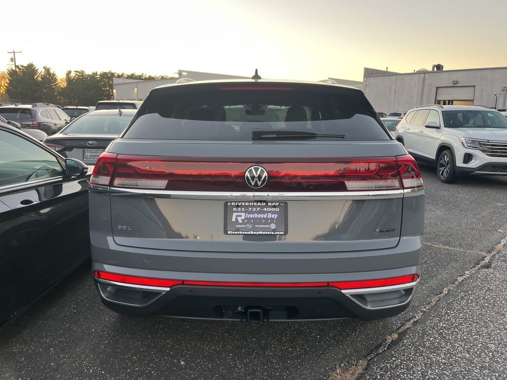 New 2026 Volkswagen Atlas Cross Sport 2.0T SEL SUV