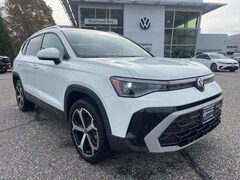 2025 Volkswagen Taos 1.5T SEL SUV for Sale in Long Island at Riverhead Bay Volkswagen