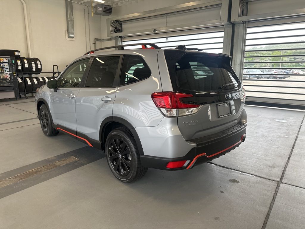 2024 Subaru Forester Sport Base photo 3