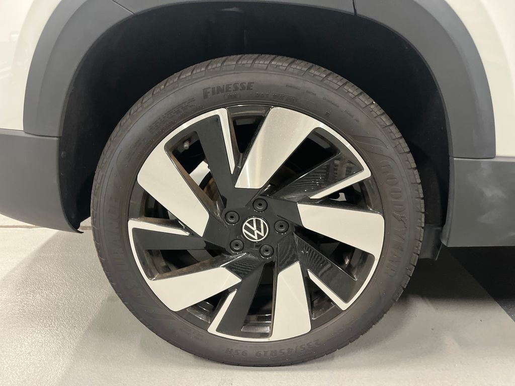 Certified 2023 Volkswagen Taos 1.5T SEL SUV