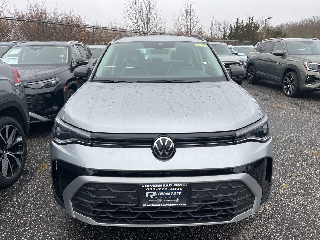 New 2025 Volkswagen Taos 1.5T S SUV