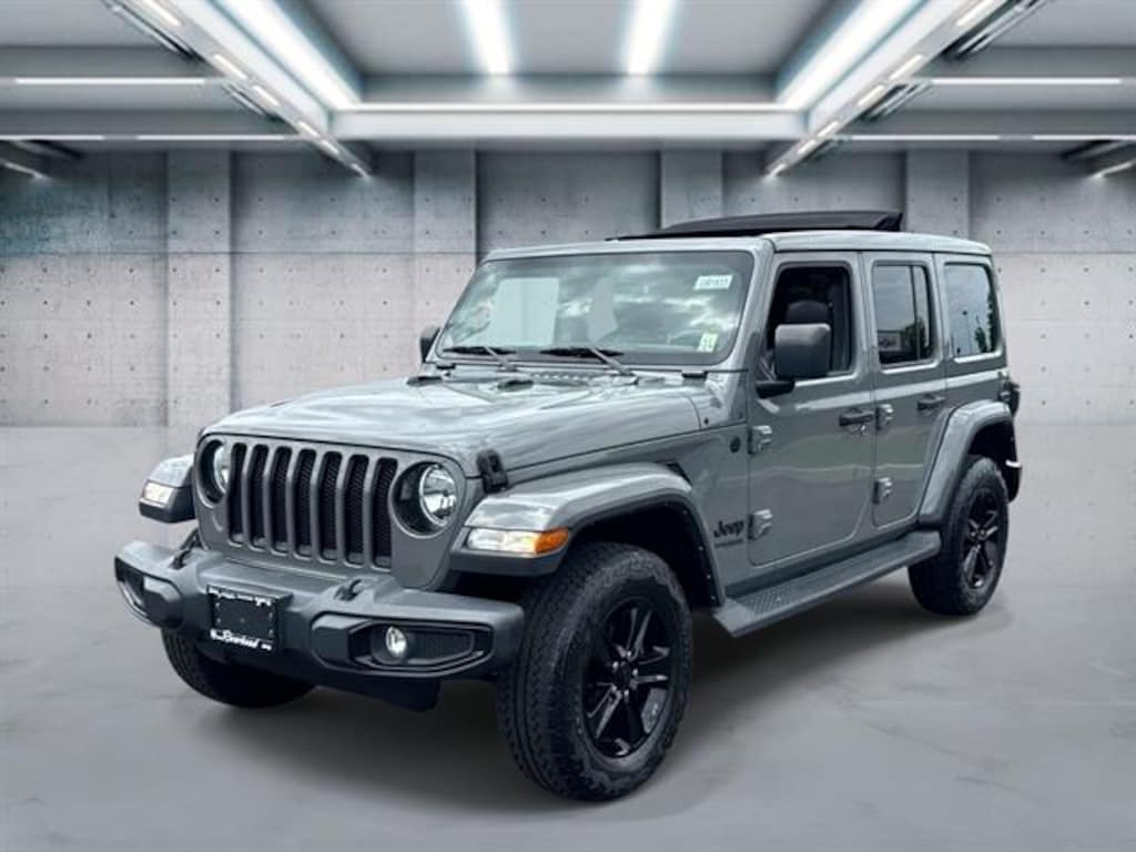 Used 2022 Jeep Wrangler Sahara Altitude