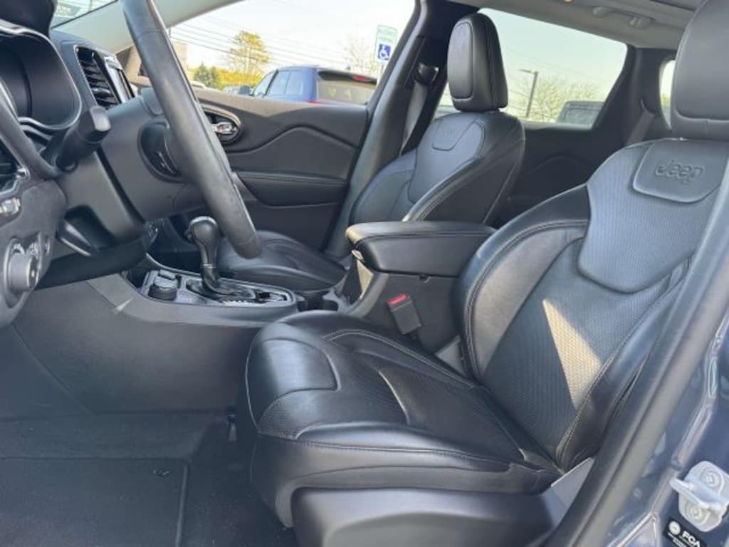 Used 2022 Jeep Cherokee Limited SUV