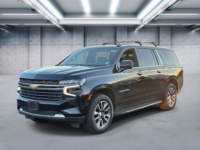 2022 Chevrolet Suburban LT's photo