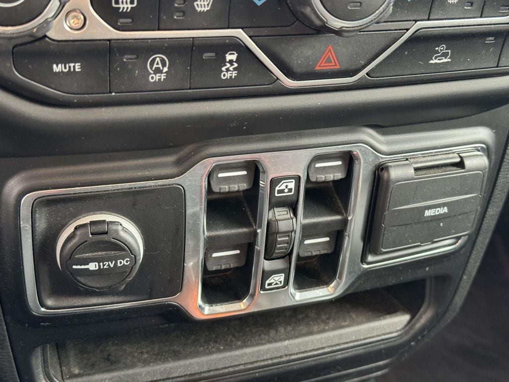 2021 Jeep Gladiator Sport S - Photo 26