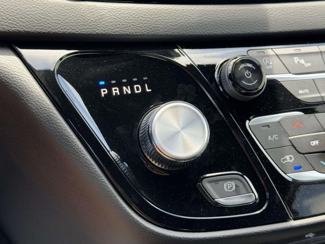 2026 Chrysler Voyager LX - Photo 16
