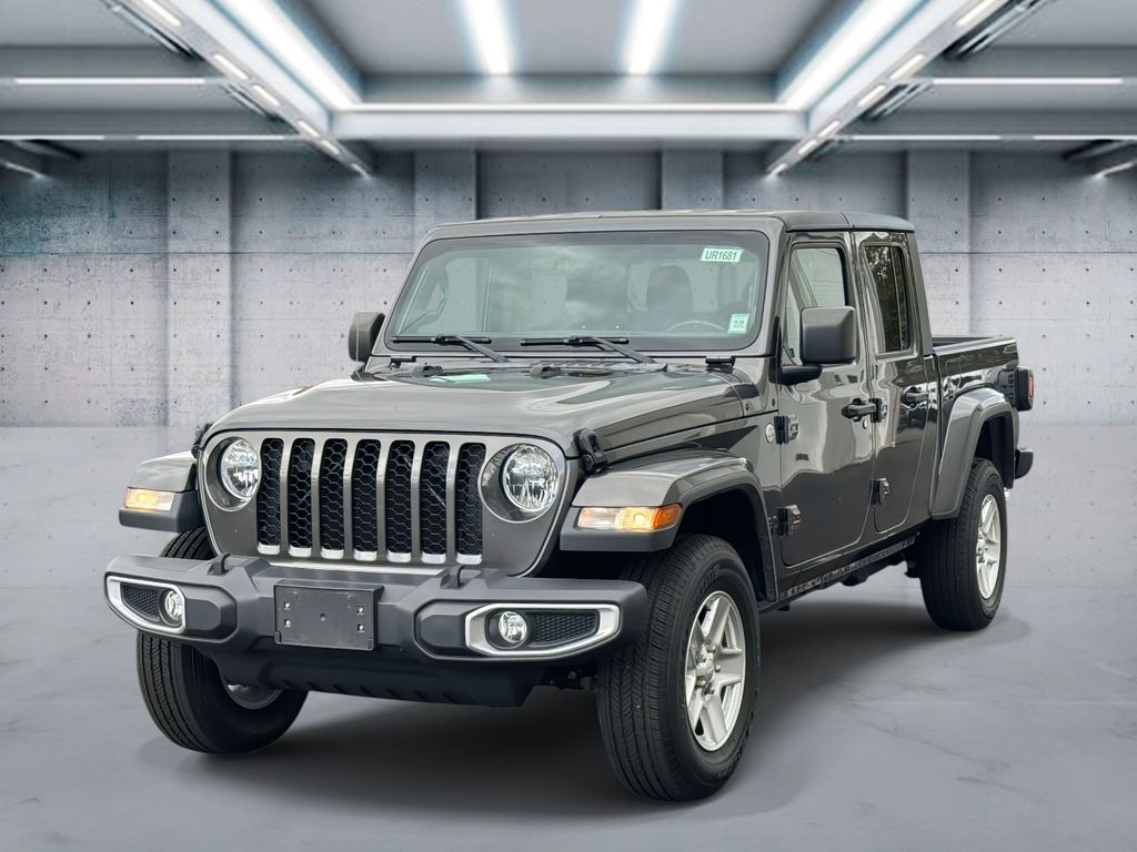 2021 Jeep Gladiator Sport S's photo