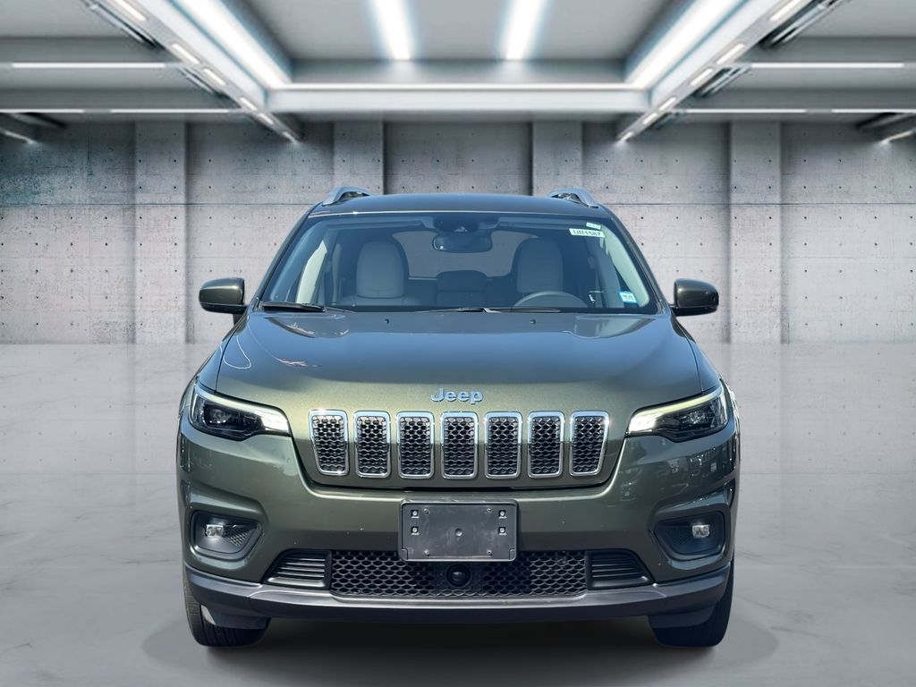 2021 Jeep Cherokee Latitude Lux photo 3