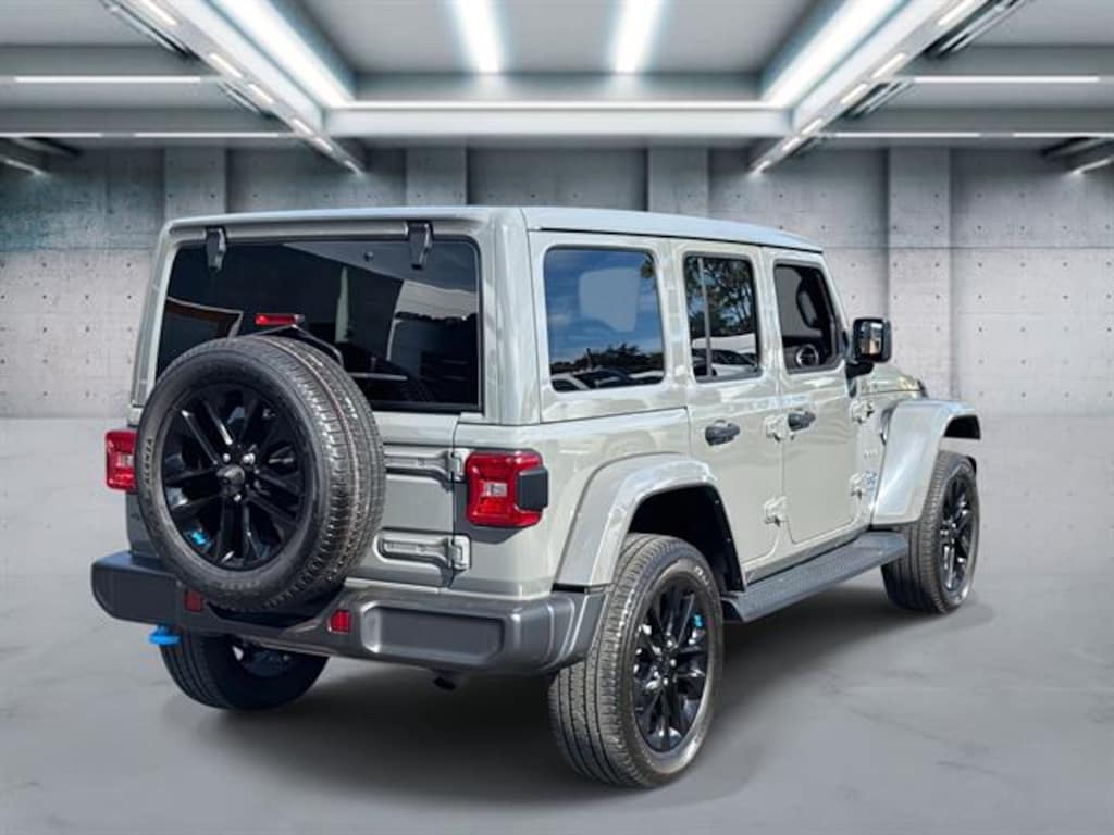 Used 2023 Jeep Wrangler 4xe Sahara SUV