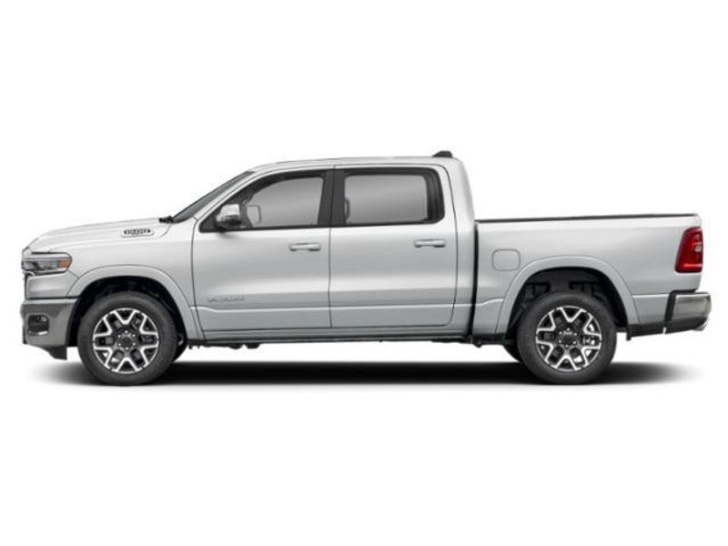 2025 Ram 1500 Laramie photo 3