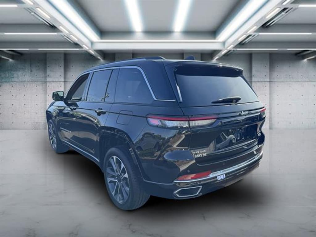 Used 2022 Jeep Grand Cherokee Overland SUV