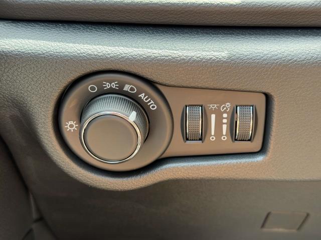 2026 Chrysler Voyager LX - Photo 20