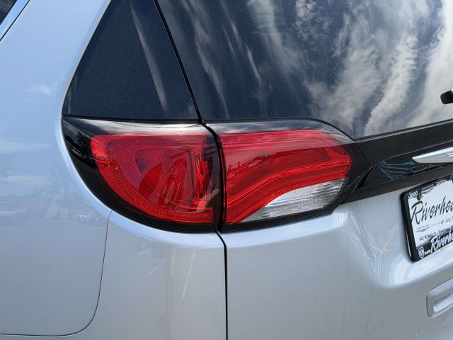 2026 Chrysler Voyager LX - Photo 8