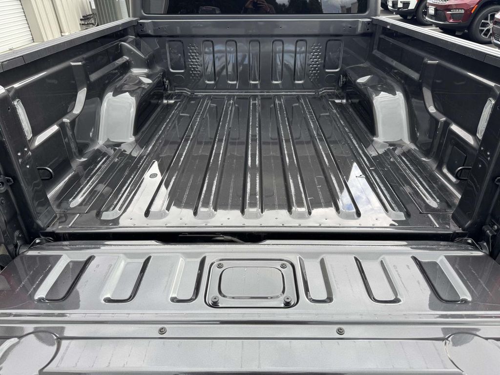 2021 Jeep Gladiator Sport S - Photo 9