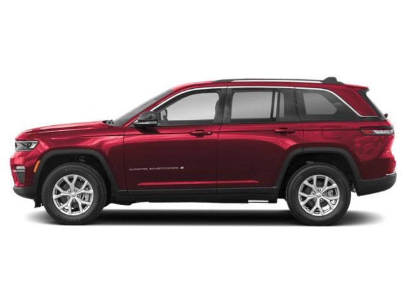 2025 Jeep Grand Cherokee Altitude X photo 3