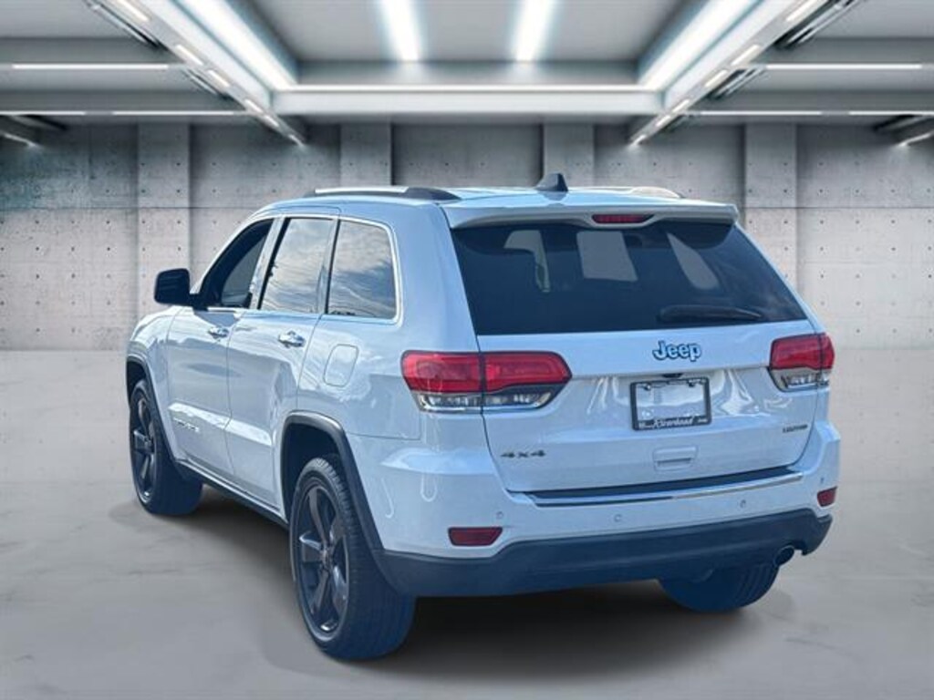 Used 2020 Jeep Grand Cherokee Altitude SUV