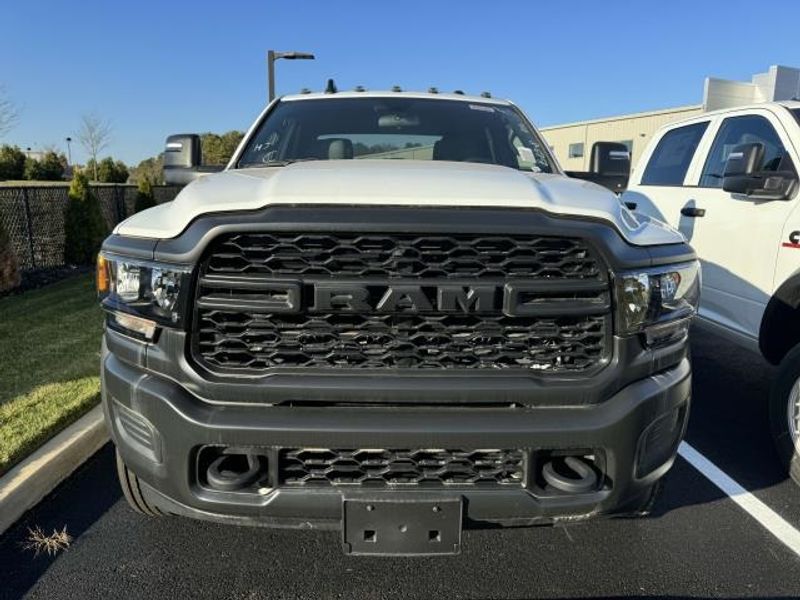 2023 Ram 5500 Tradesman photo 4
