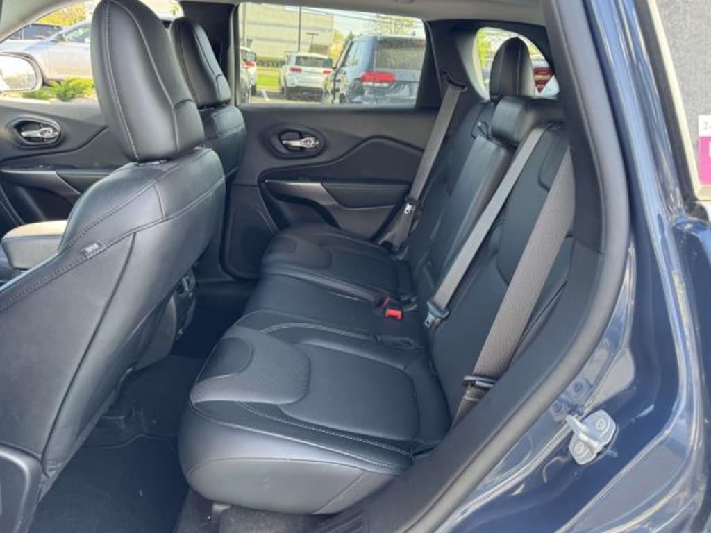 Used 2022 Jeep Cherokee Limited SUV