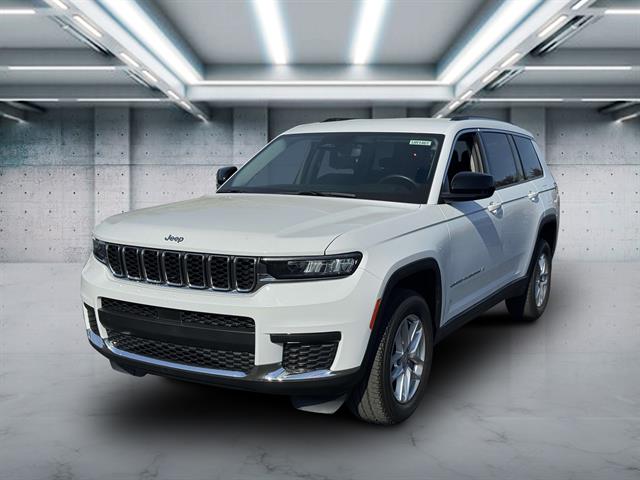 2022 Jeep Grand Cherokee L Laredo's photo