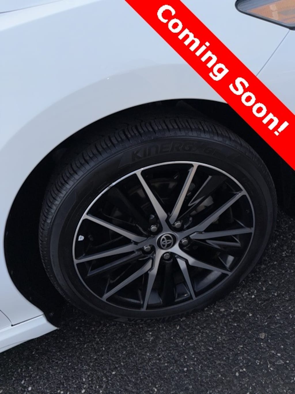 Used 2023 Toyota Camry SE Sedan