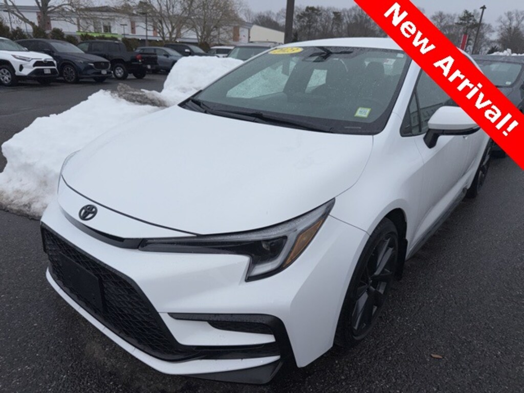 Used 2023 Toyota Corolla SE Sedan