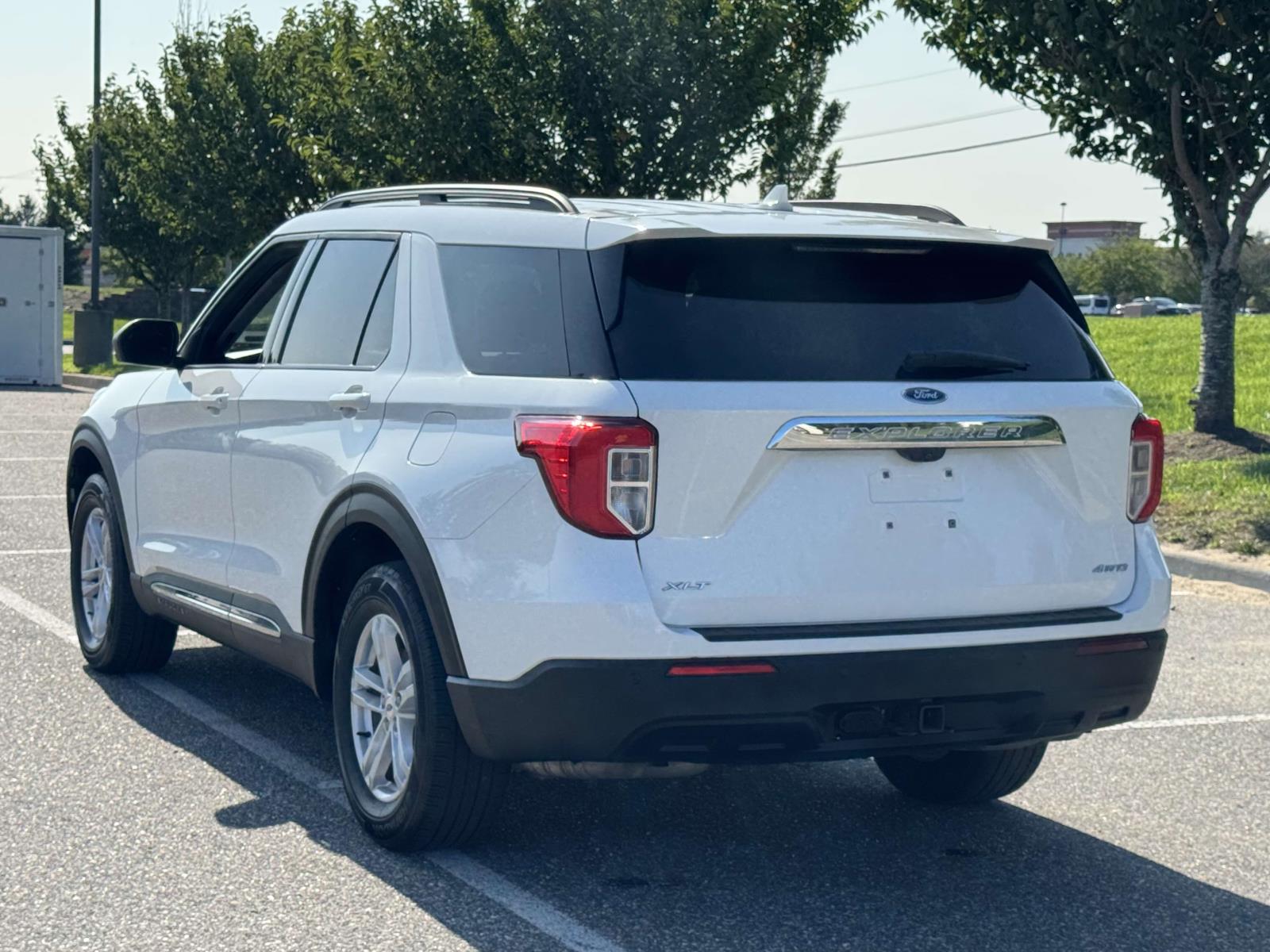 2022 Ford Explorer XLT photo 2