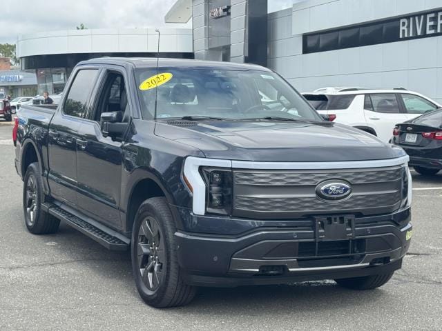 Certified 2022 Ford F-150 Lightning Lariat with VIN 1FTVW1EV6NWG10391 for sale in Riverhead, NY