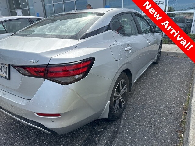 2020 Nissan Sentra SV photo 2