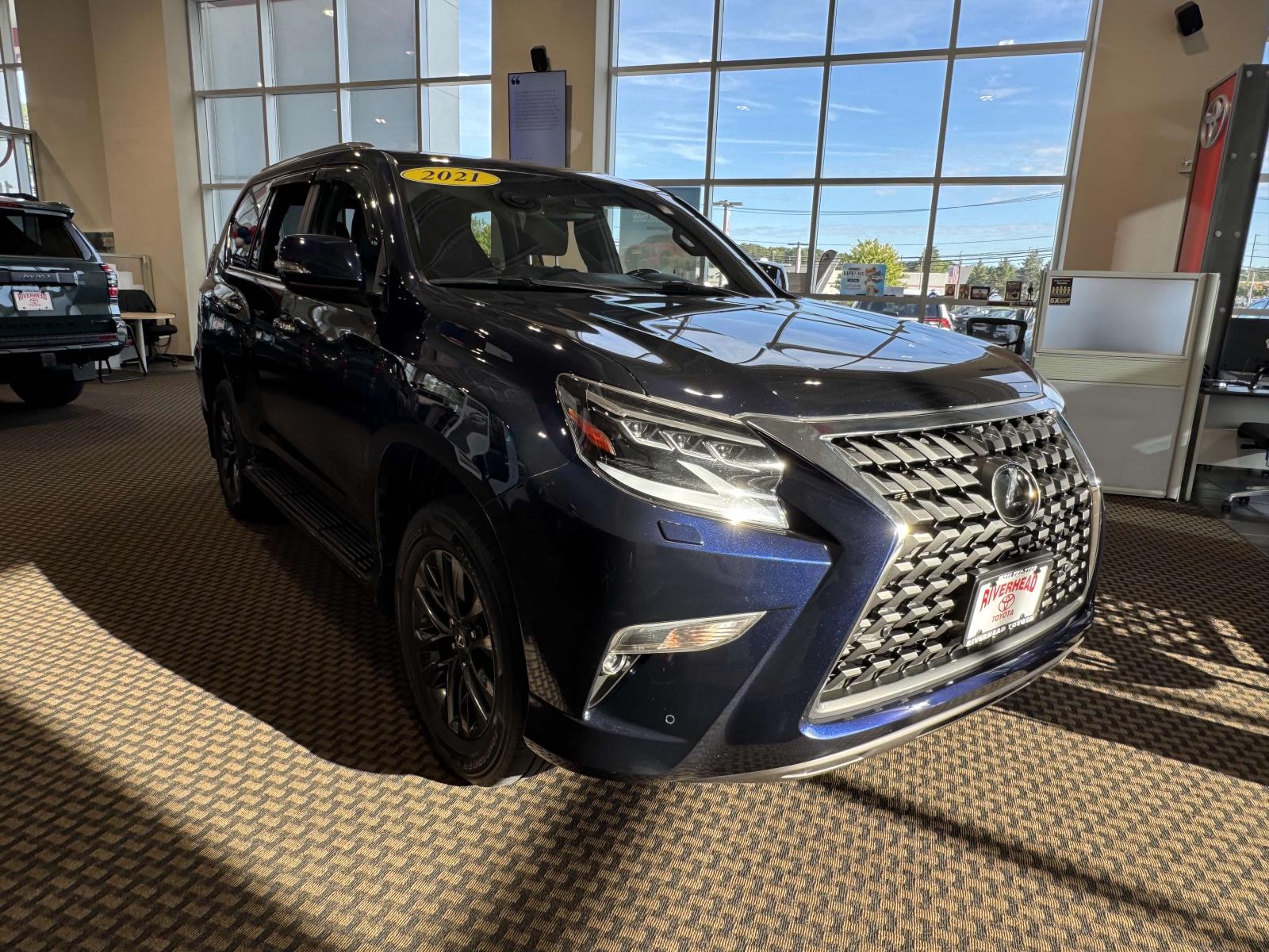2021 Lexus GX 460 photo 2