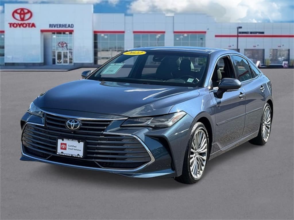 Used 2022 Toyota Avalon Limited Sedan