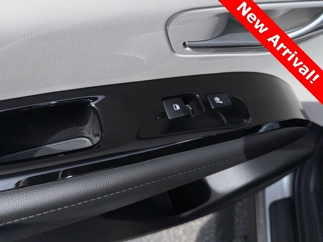 2024 Hyundai Tucson Hybrid Limited photo 2