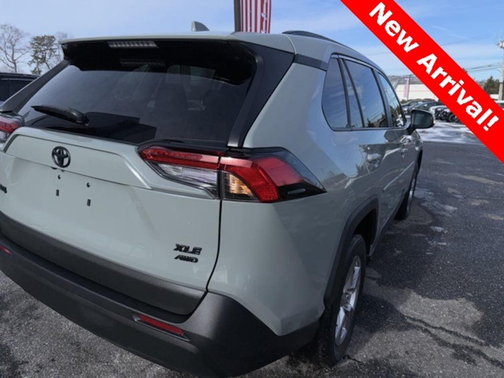 Used 2023 Toyota RAV4 XLE SUV