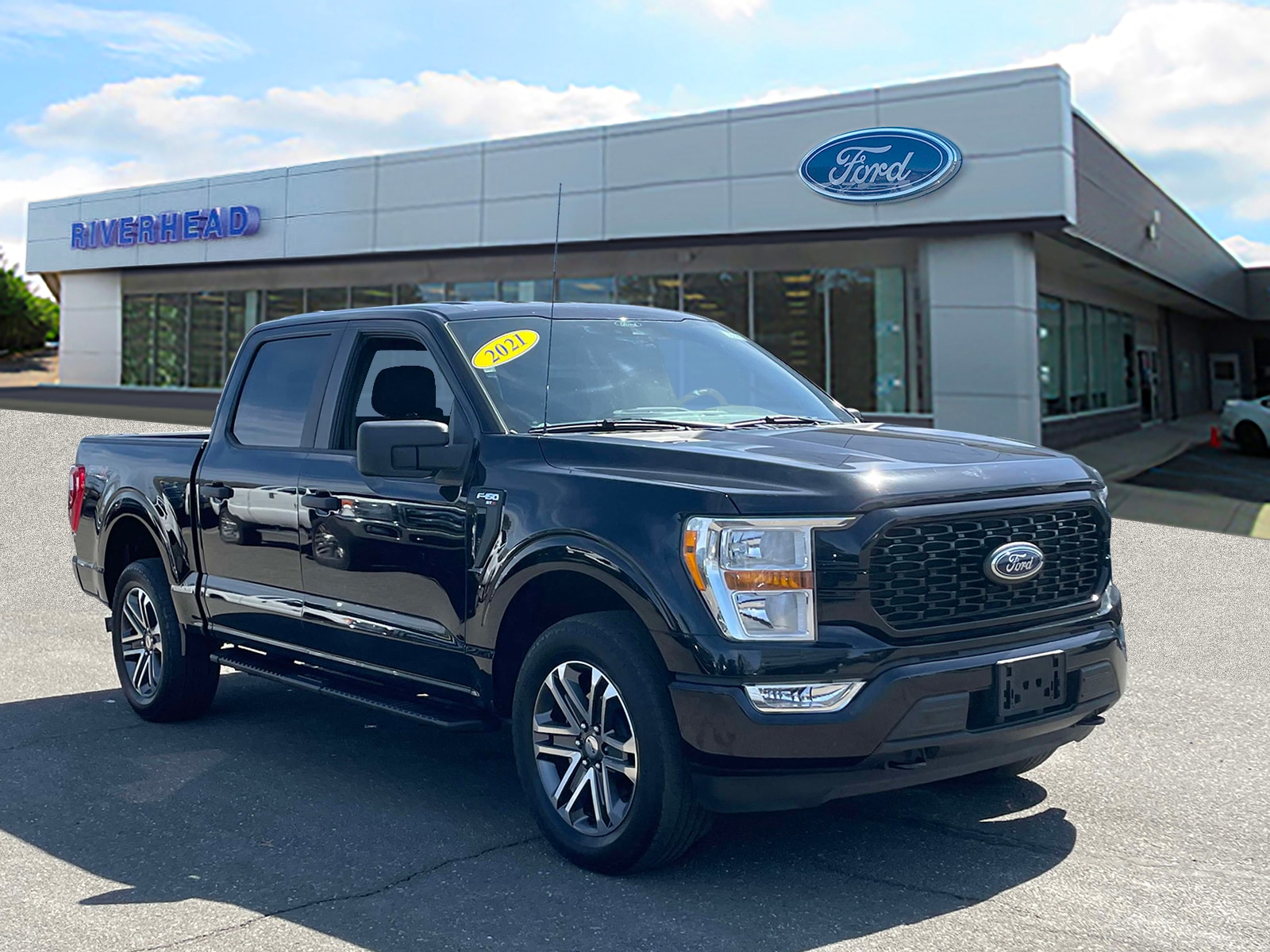 Used 2021 Ford F-150 XL with VIN 1FTEW1EP8MFA30821 for sale in Riverhead, NY