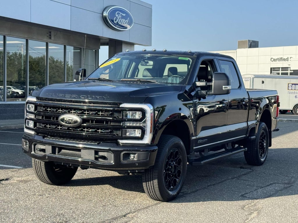 Used 2024 Ford Super Duty F-250 SRW LARIAT 4WD Crew Cab 6.75 Box Crew Cab Pickup