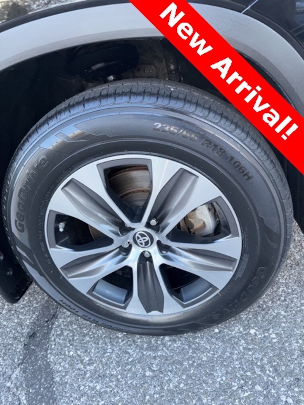 Used 2022 Toyota Highlander XLE SUV