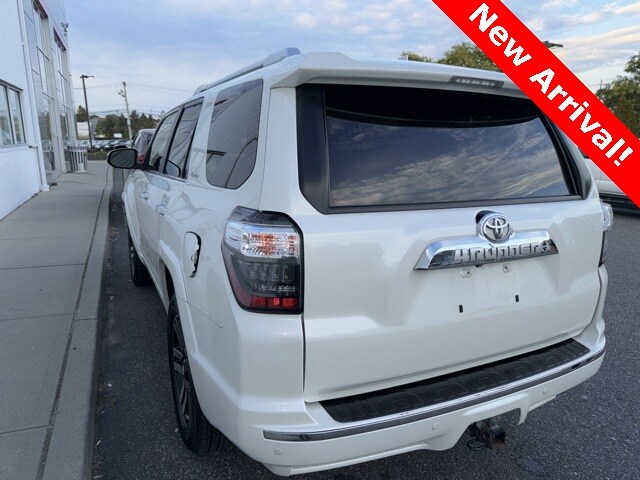 2018 Toyota 4Runner Limited photo 4